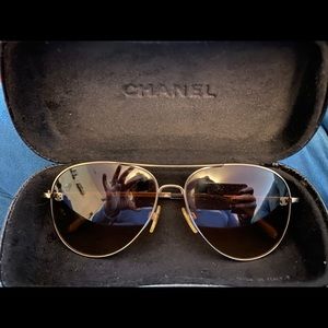🎄♥️Authentic ♥️🎄 Chanel Pilot sunnies